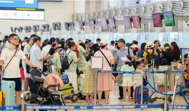 Can’t Find Your Vietnam Airport Fast Track Greeter? What to Do - Fast Track Vietnam Travel Guide